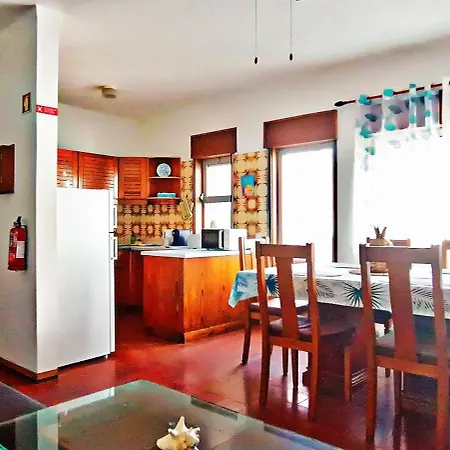 Beach Inn Apartman Quarteira