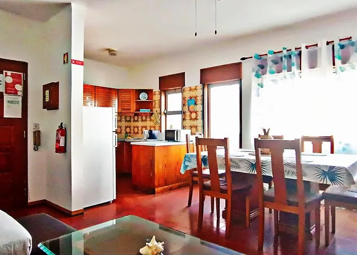 Beach Inn Apartman Quarteira