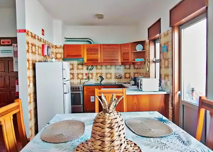 Beach Inn Apartman Quarteira